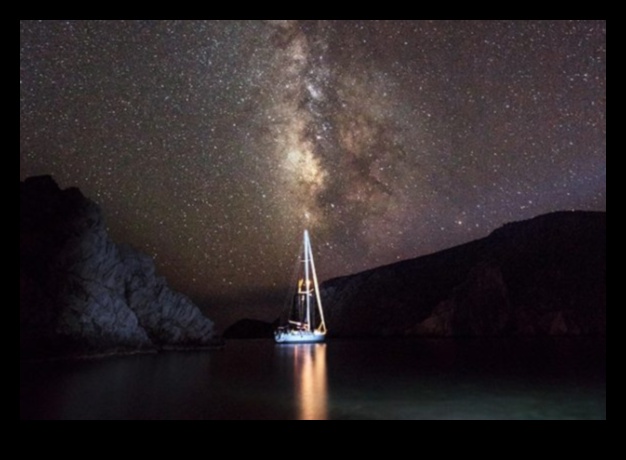 Debesu navigatori: cilvēces vadīšana caur starpzvaigžņu ūdeņiem