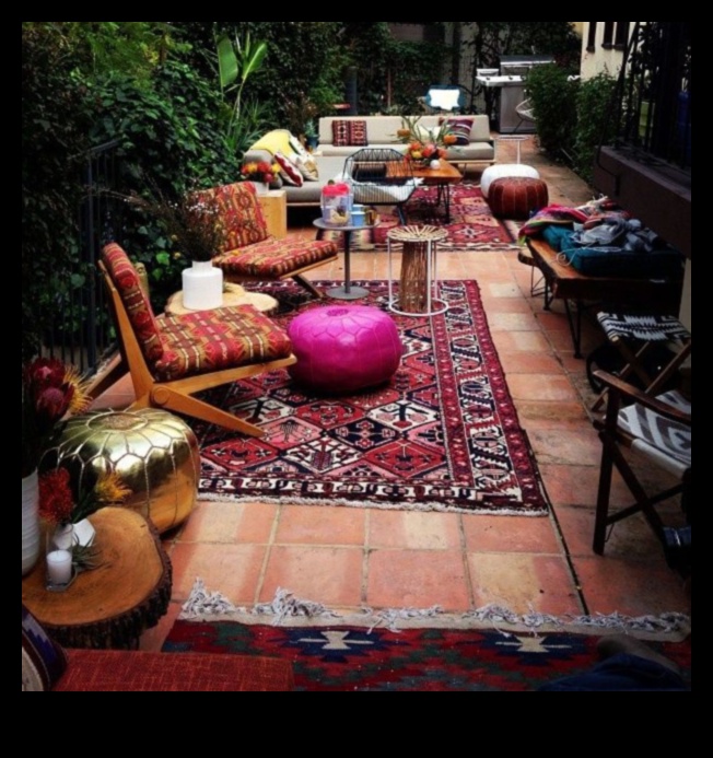 Kādas ir Marokas pufu idejas Boho iedvesmotai āra atpūtas zonai?