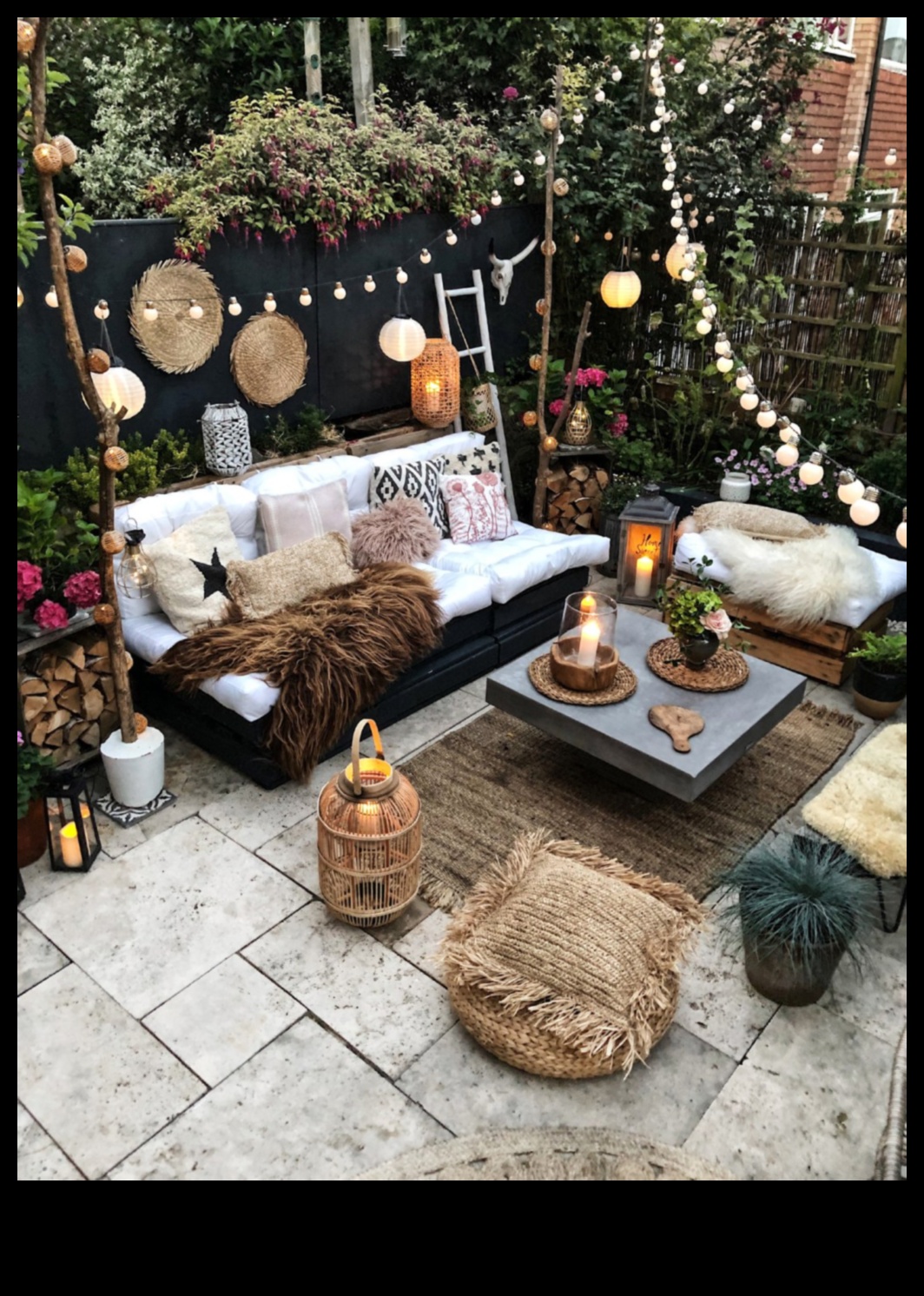 Vai ir kādi padomi, kā izrotāt āra atpūtas zonu ar Boho pieskārienu?